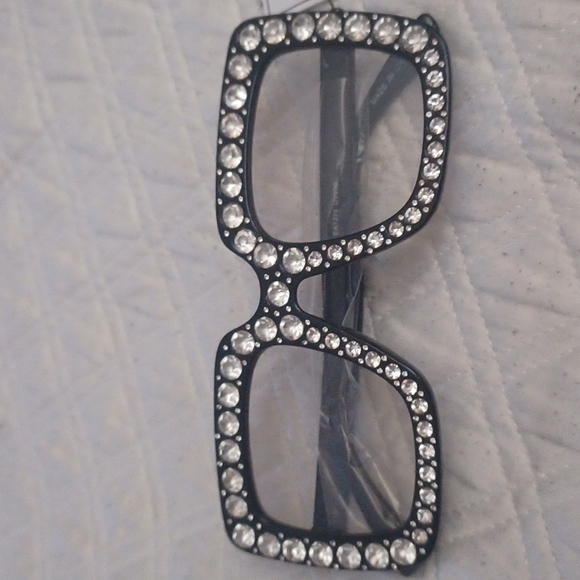 Glasses with bling!! - Picture 2 of 5